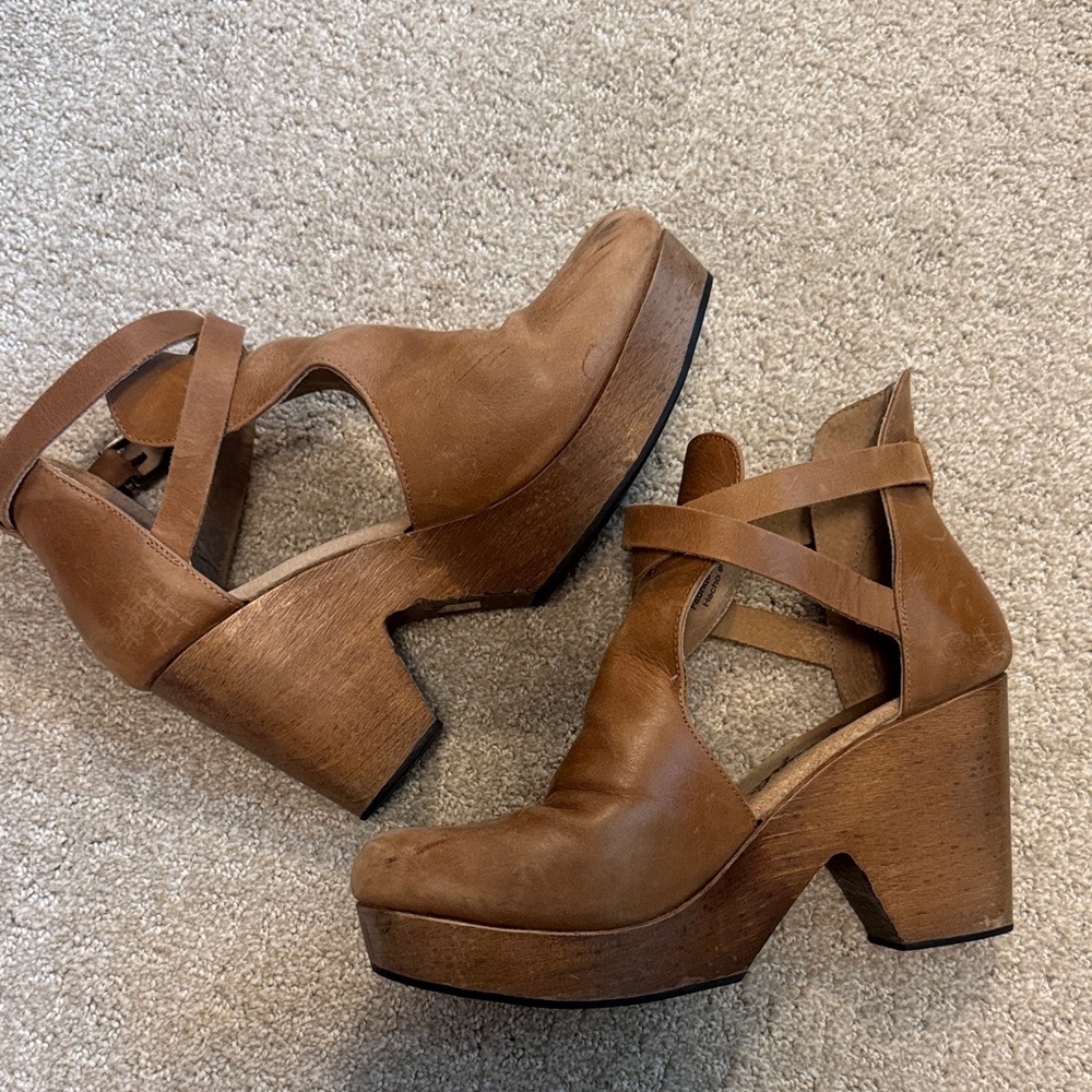 Free People’s Women’s Brown Platform Heel Ankle Bootie with Straps, sz 39 - Picture 7 of 8